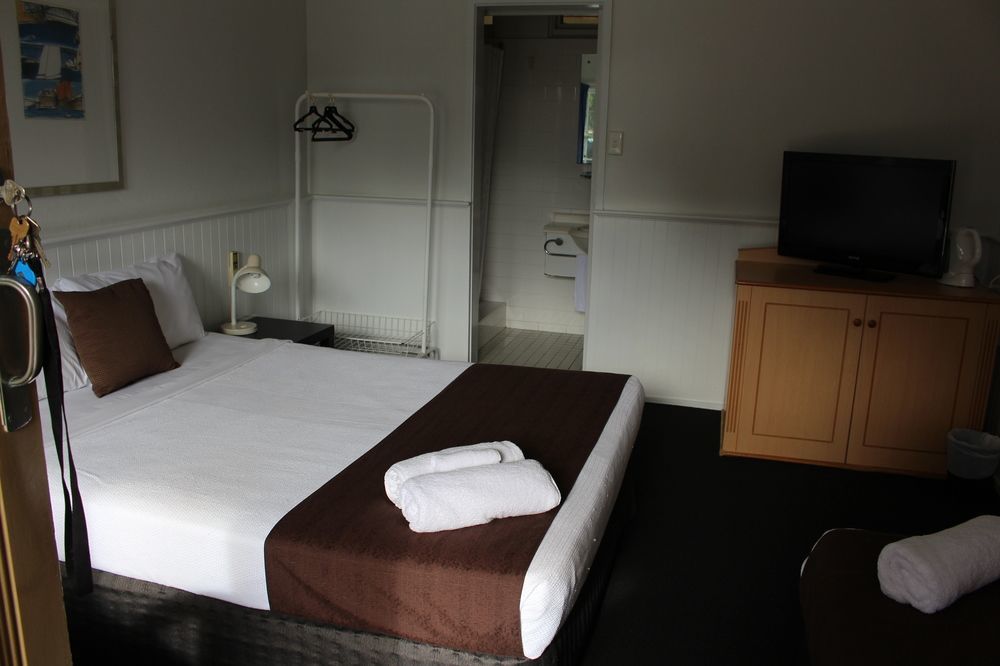 Squid'S Ink Motel Belmont Extérieur photo