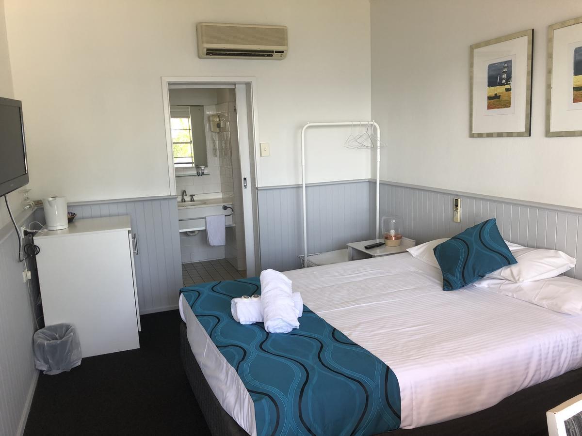 Squid'S Ink Motel Belmont Extérieur photo